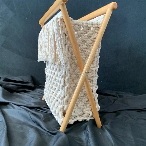 Macrame knitting/sewing caddy - Picture 4 of 6